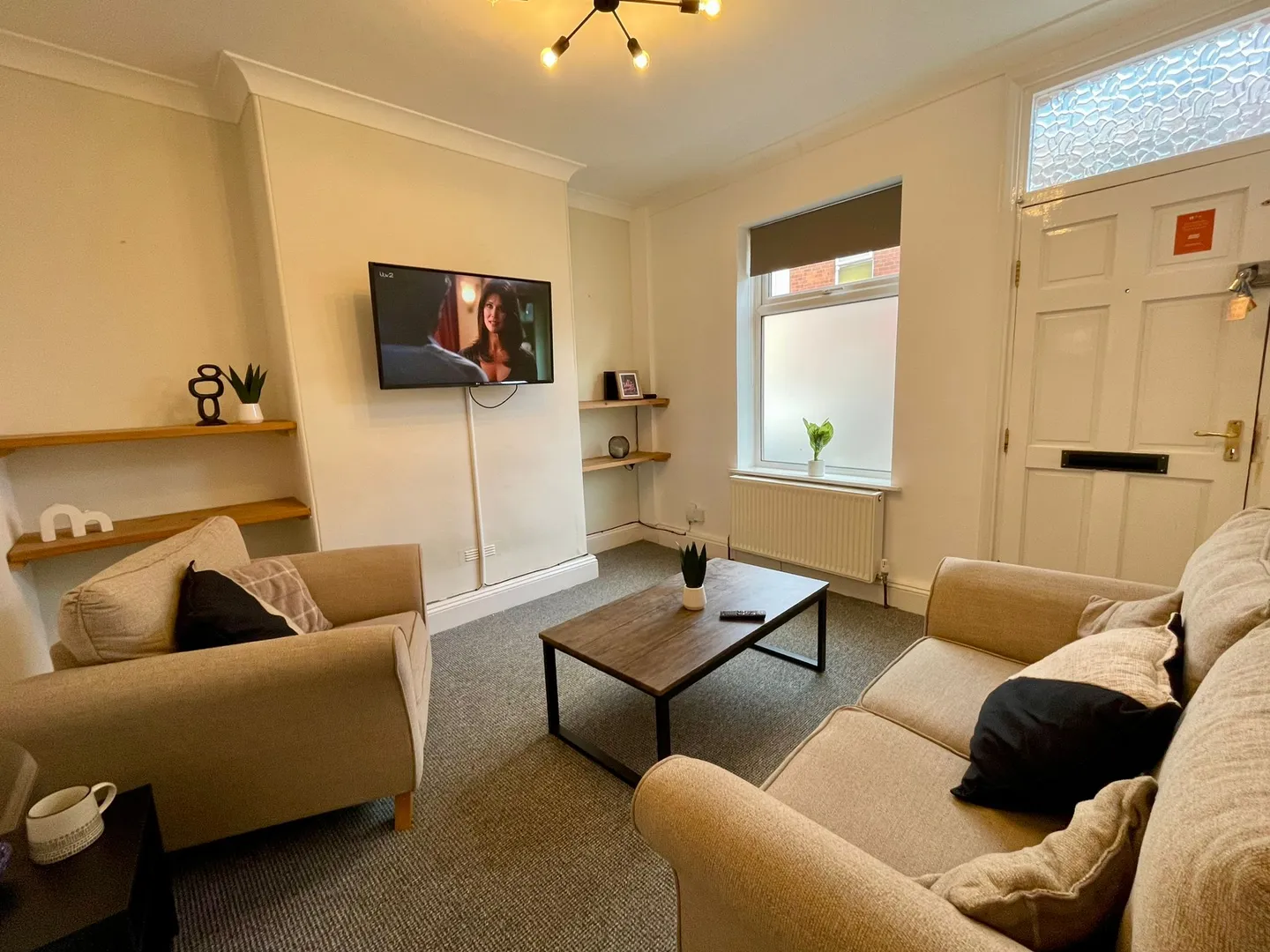 Charming 2 Bed Student House // Aug 2026 - Image 1